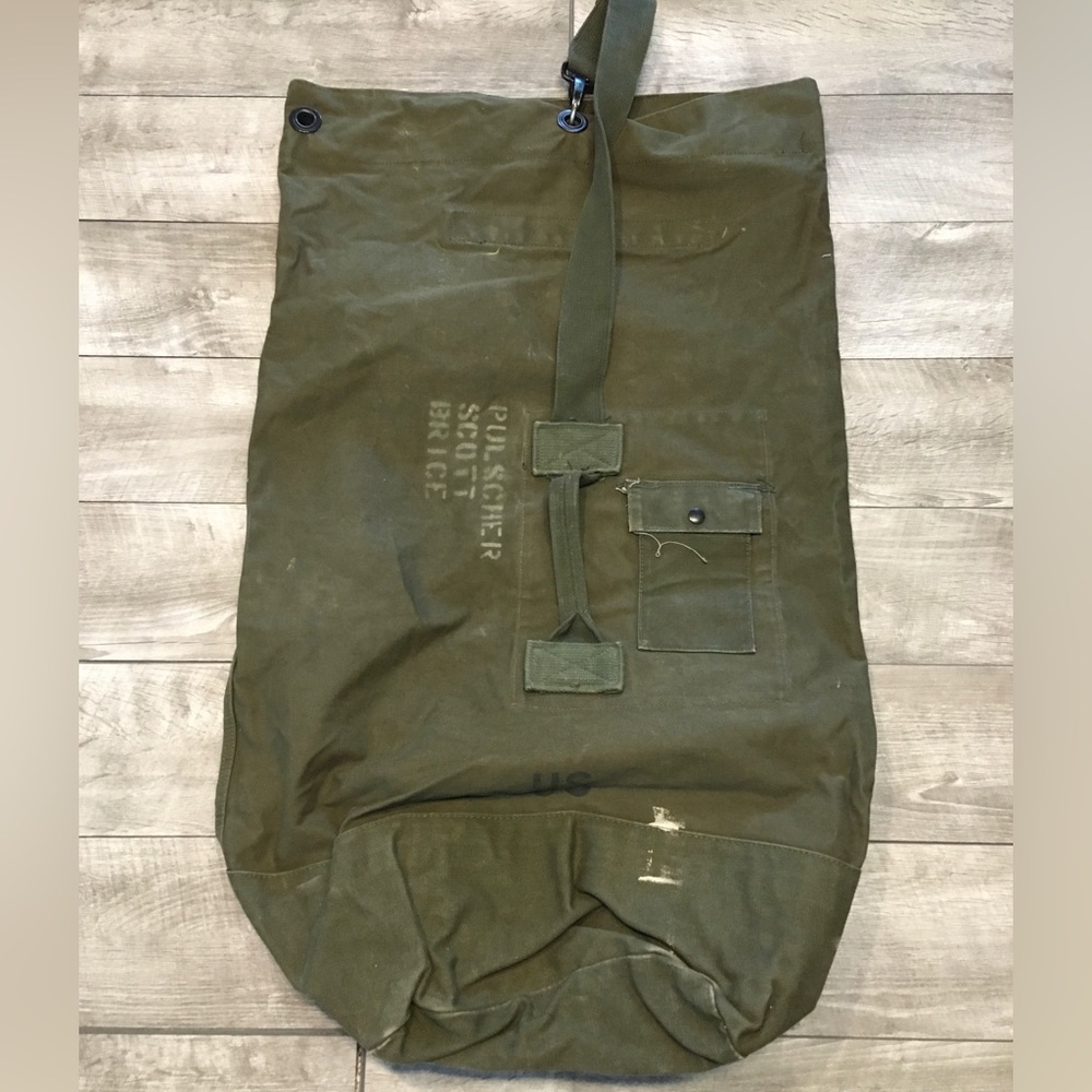 Vintage US ARMY Vietnam War Era BARRACK Laundry Duffle Duffel Bag Olive Drab